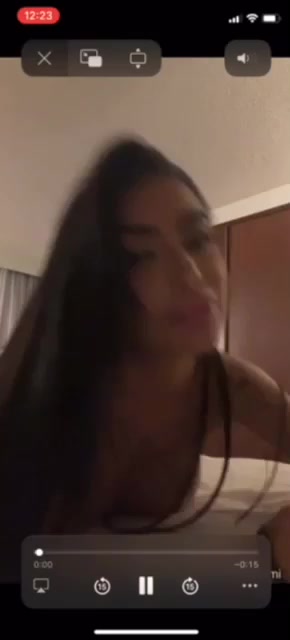 Mc Mirella!!! Nude show in bedroom new vid-update