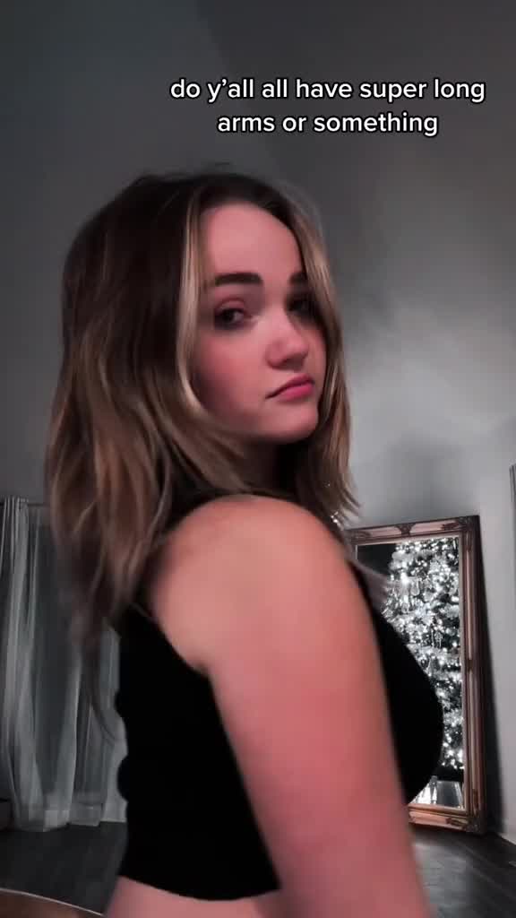 AlyssaMckay!! Sexy on bedroom