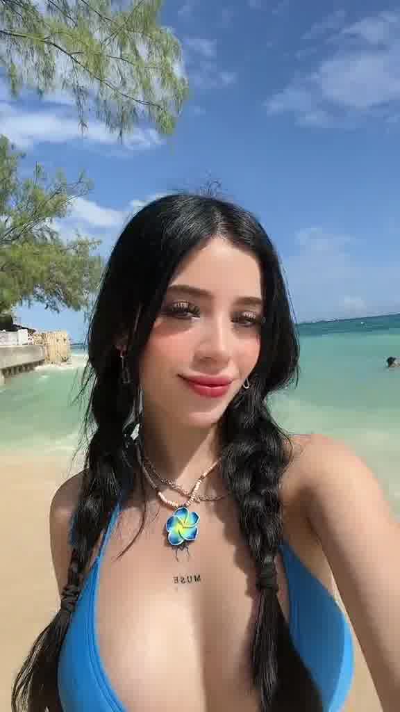 Iamferv – Sexy on beach!!