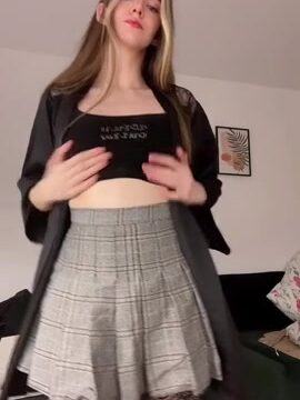 Alessja!! Nude show with erotic body…
