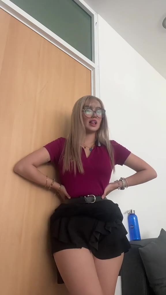 Cielov Torres hot sexy babe dance…