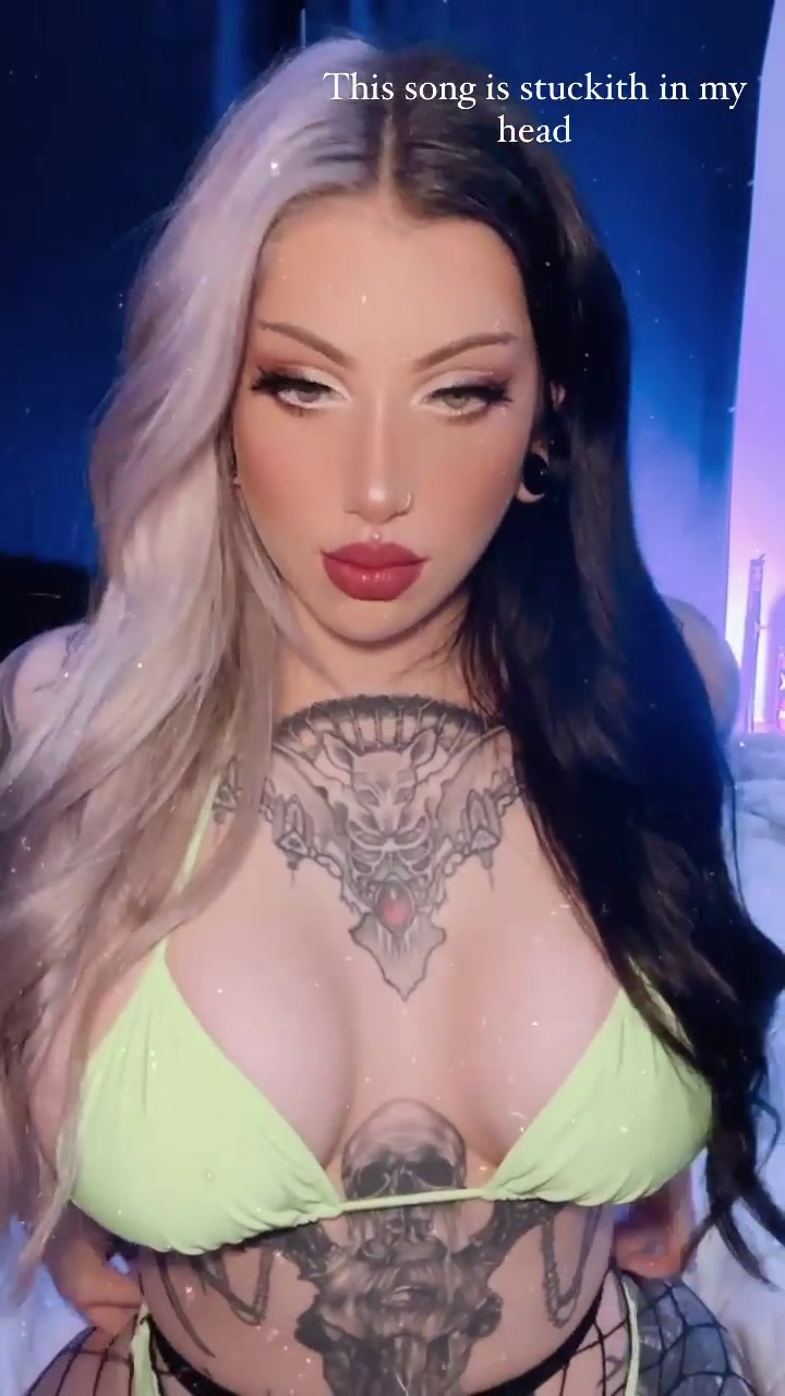 Dakota Alexandra!! Sexy in lingerie…