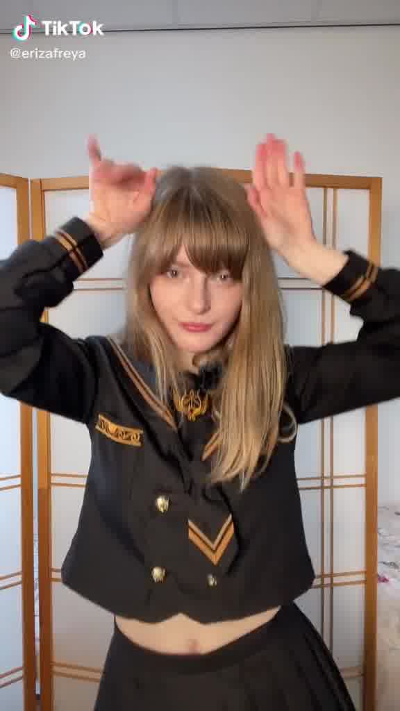 Ella Freya hot sexy dance…!!