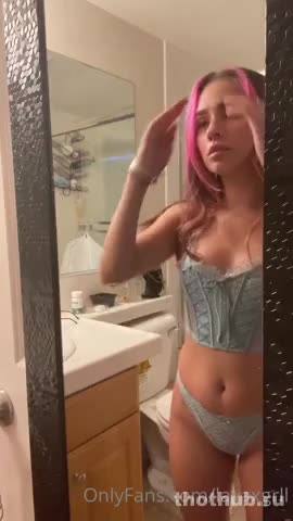 Lavaxgrll in bathroom…