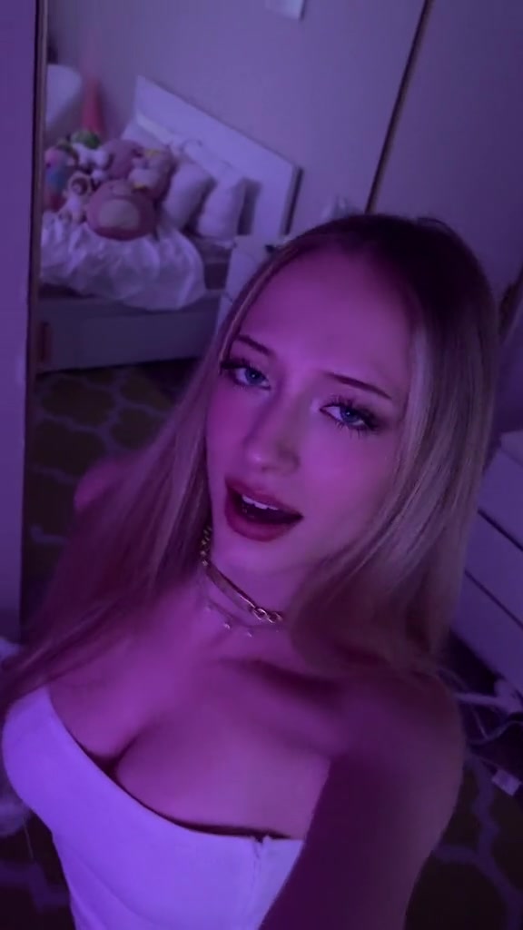 Sofia Diamond in bedroom…