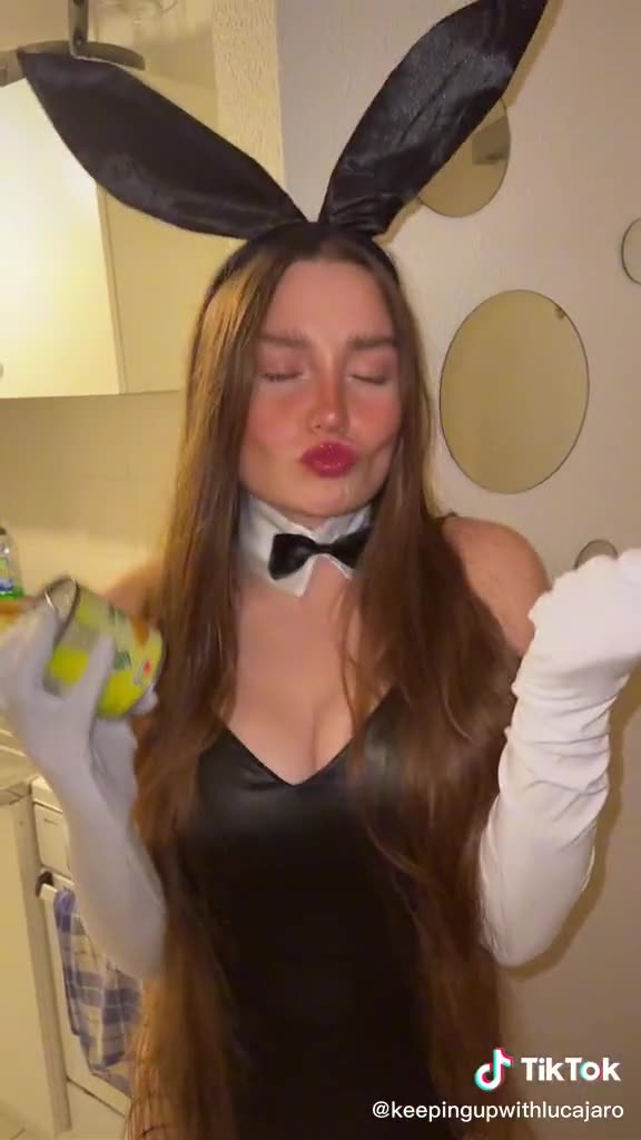 Lucajaro slutty bunny