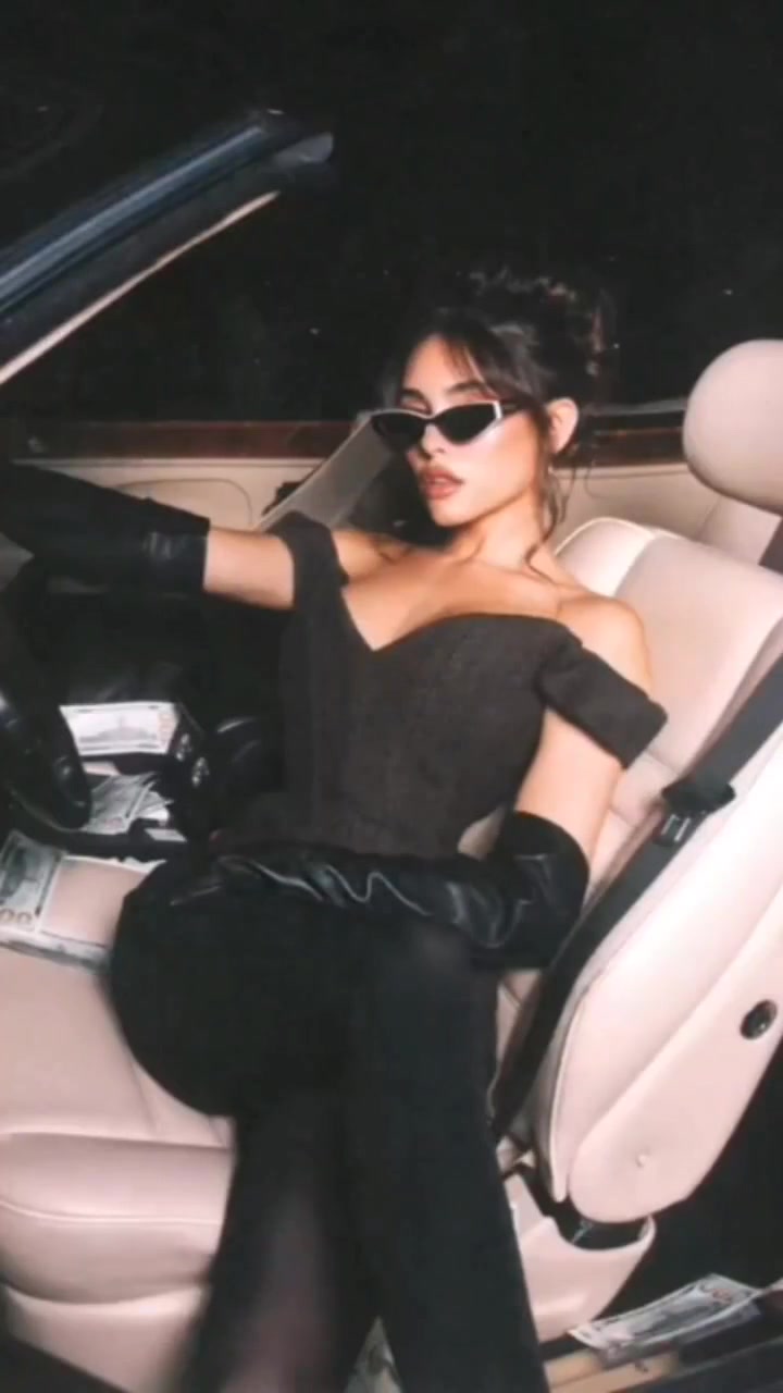 Madisonbeer sexy babe