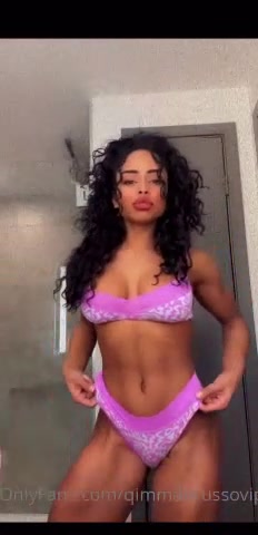 Qimmah Russo – Sexy with erotic body