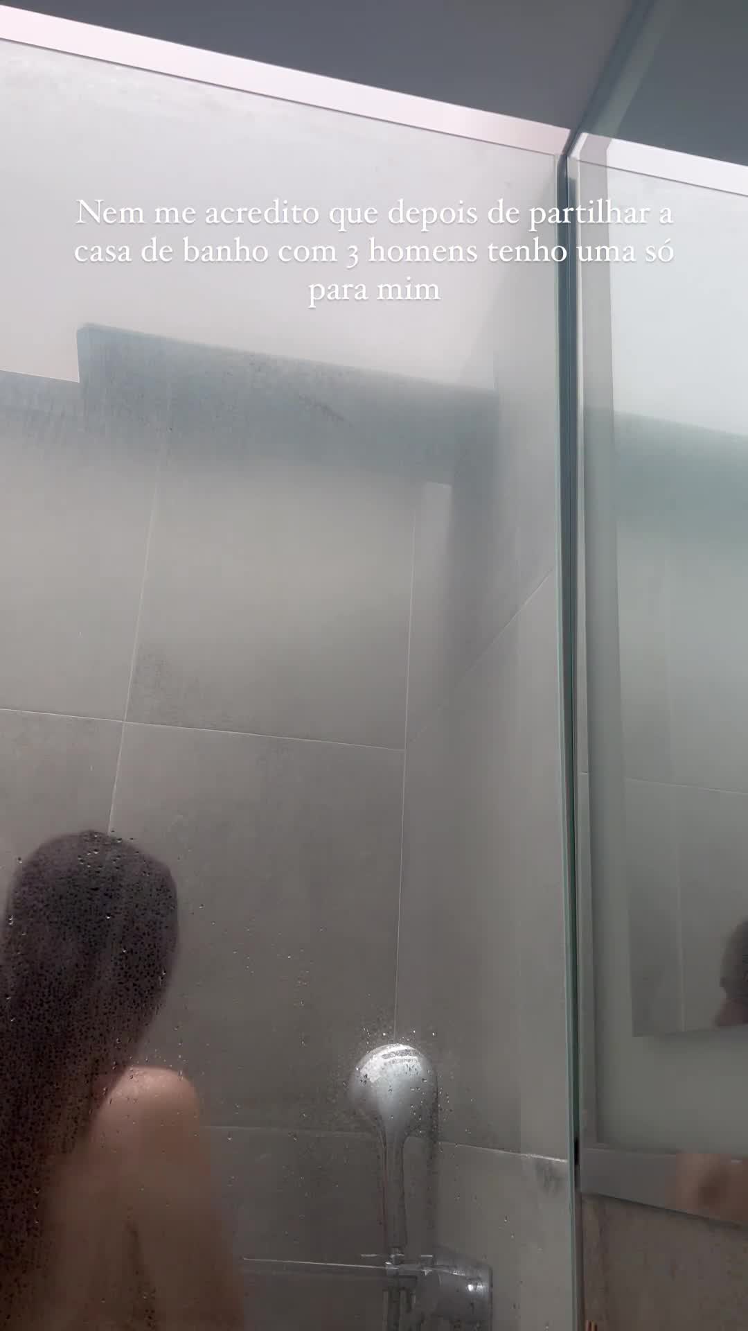 imauppa nude shower!!