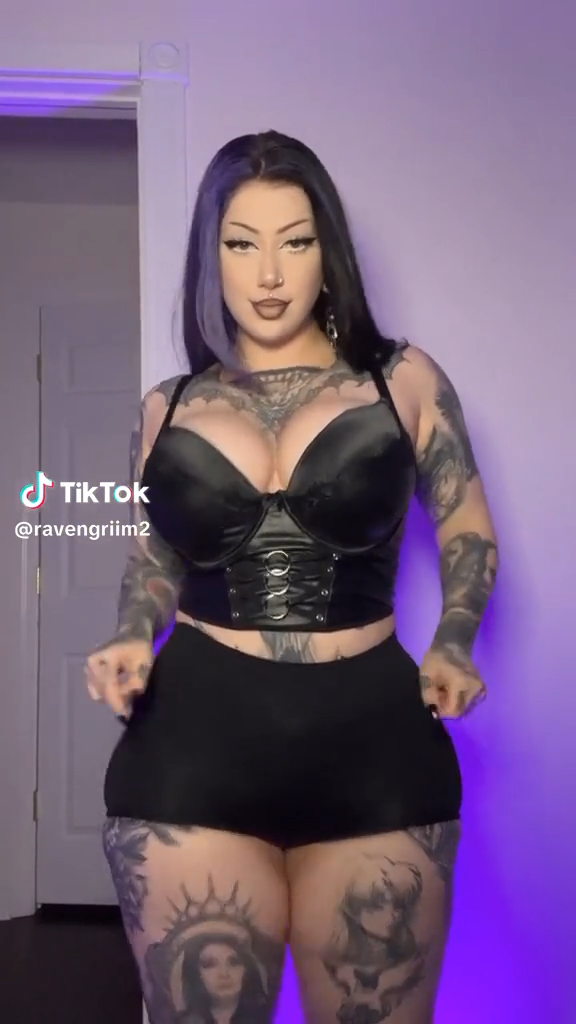 Dakota Alexandra sexy dance