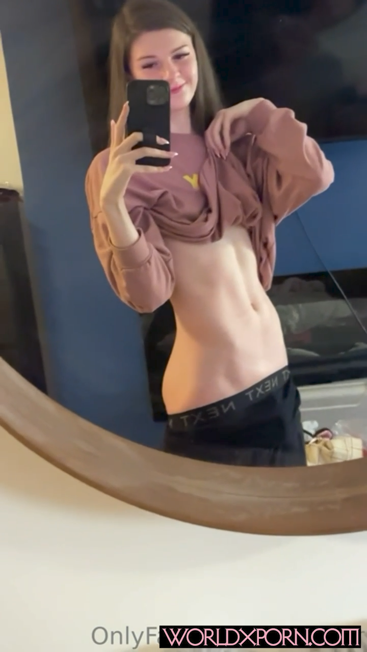 F1nn5ter – Sexy with erotic body