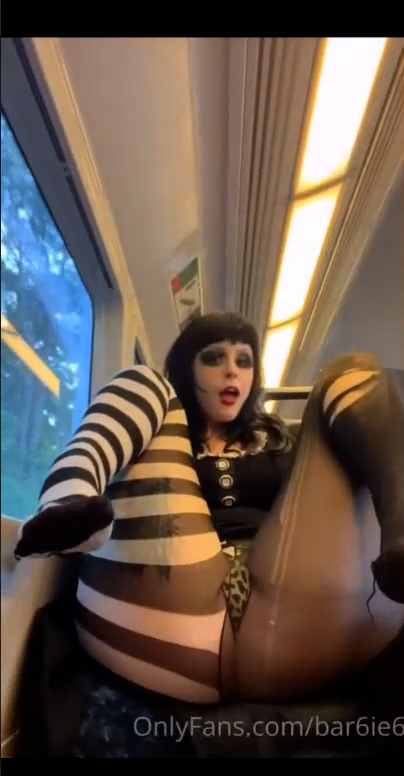 Bar6ie6/6ar6ie6 – Nude show in train!!! So hot
