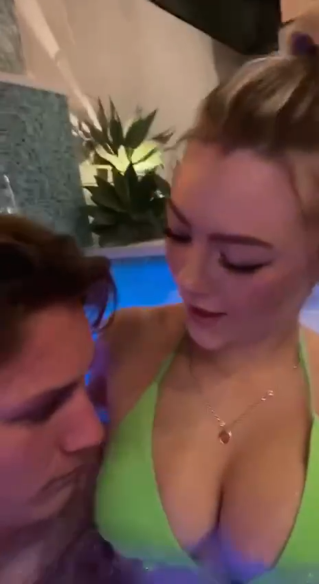 Hailey Sigmond with boyfriend in the pool!!