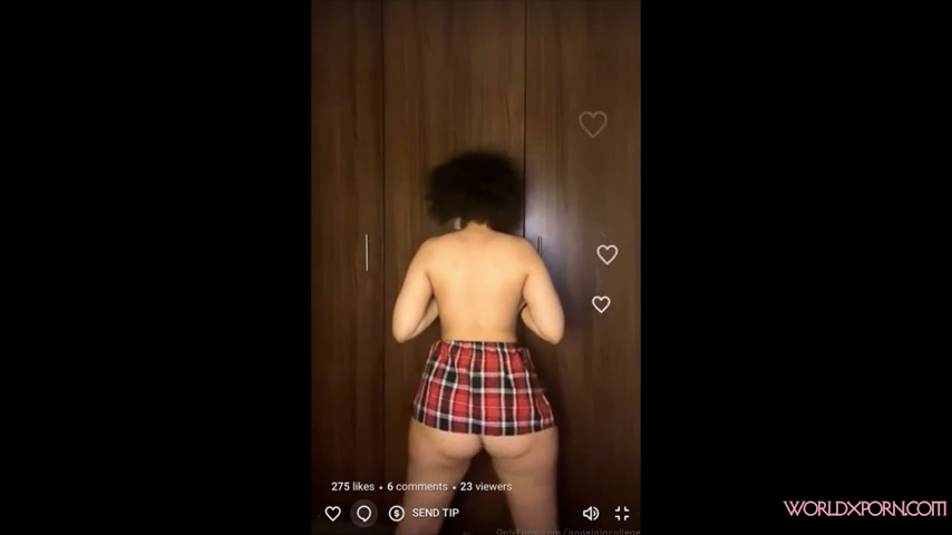 Angelaincollege naked big ass in bedroom!!! So hot