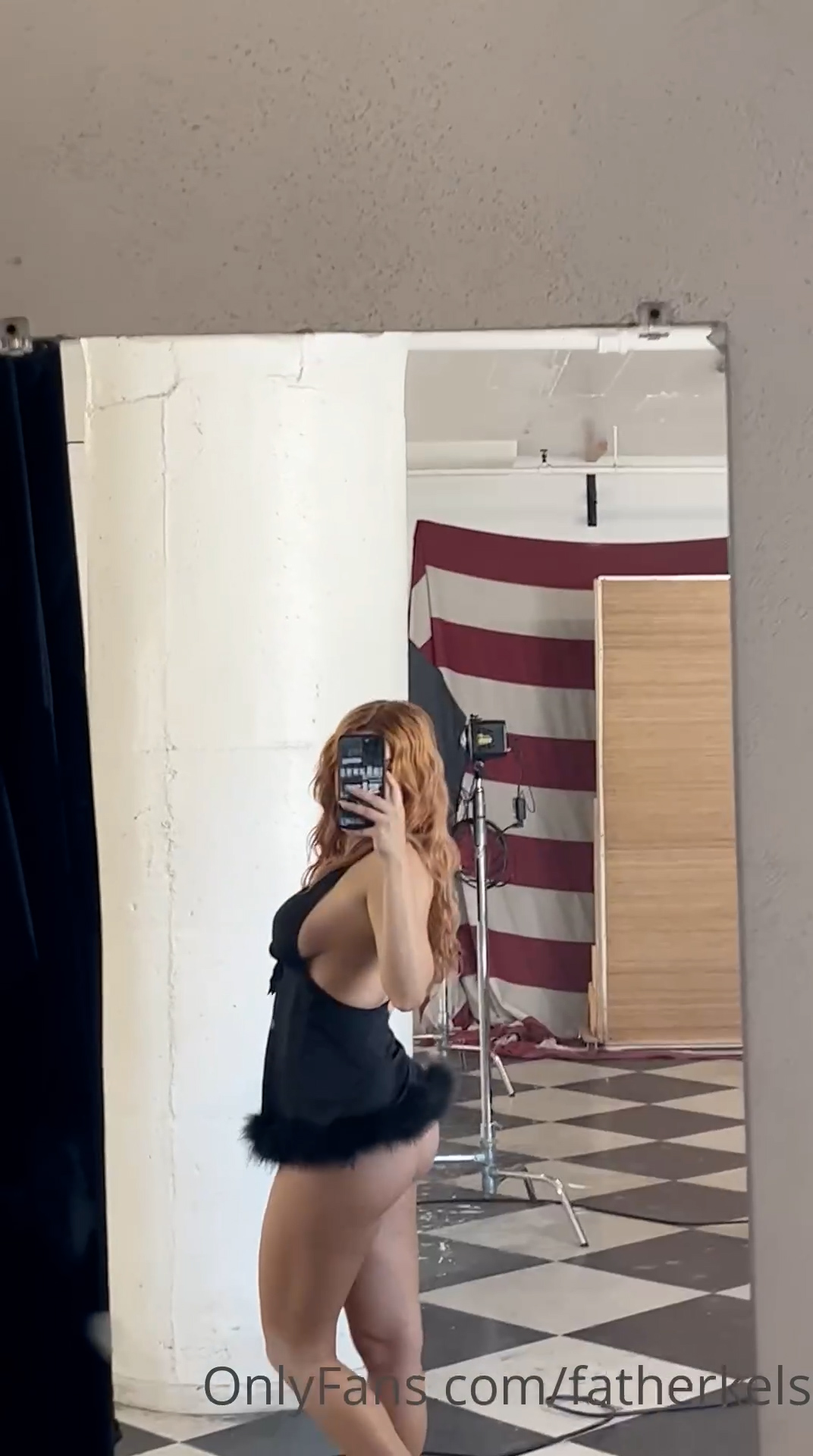 Fatherkels – Nude show with erotic body!!! Hot video trending Onlyfans leaked