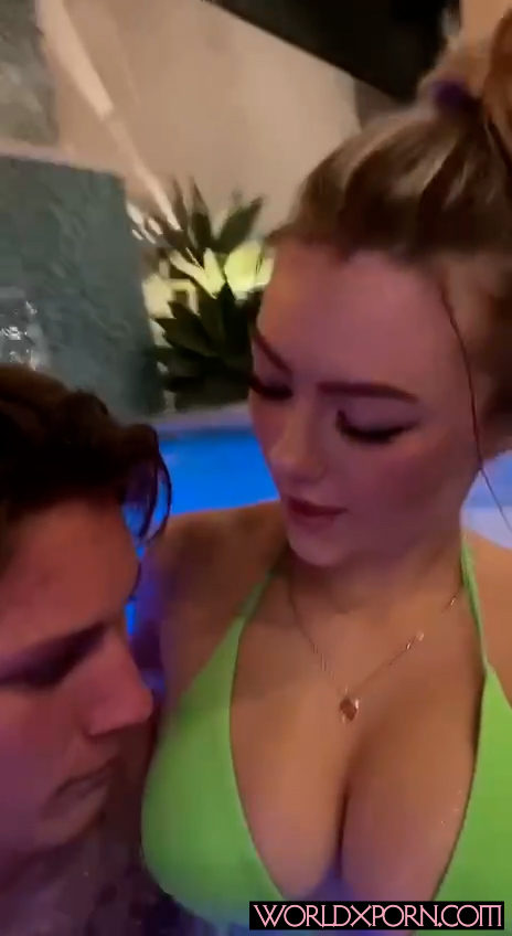 Hailey Sigmond – show with BF new video onlyfans leaked!!!