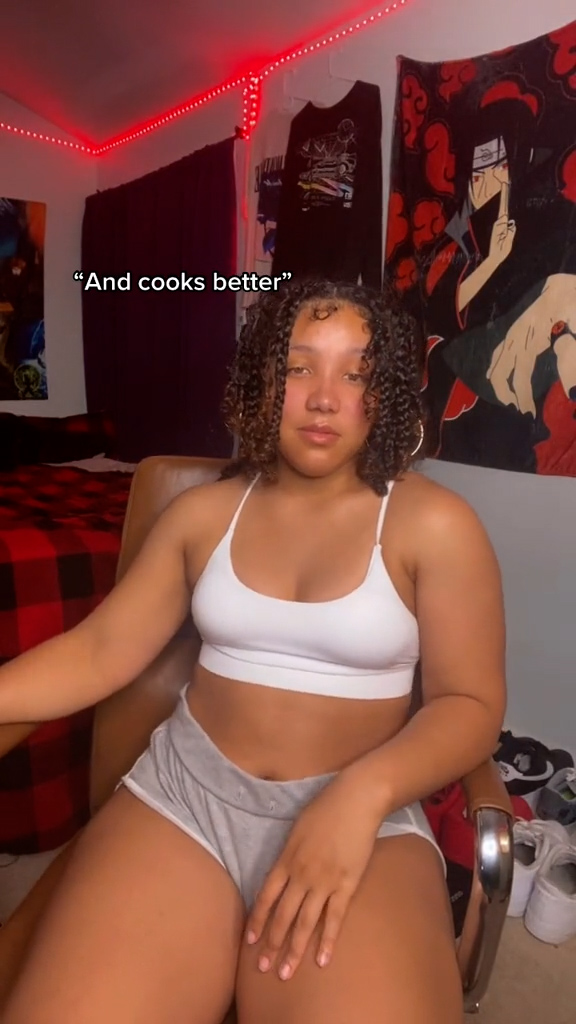 Northnatt – Sexy in bedroom!!! So hot