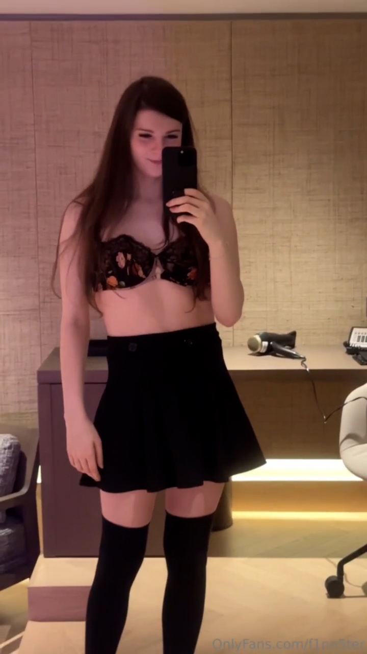 F1nn5ter Onlyfans leak – Nude show in bath!!!