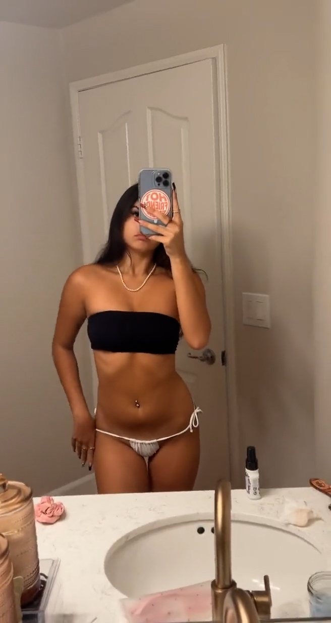 Sam Frank/ Samantha Frank sexy show erotic body in bath!!! So hot