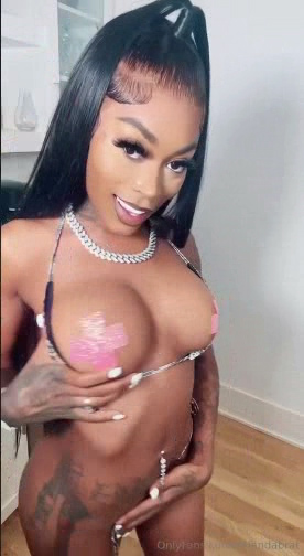 Asiandoll – Nude show with erotic body!!! Viral video leaked