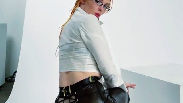 Jennalynnnmeowri – New nude video leak by Onlyfans so hot