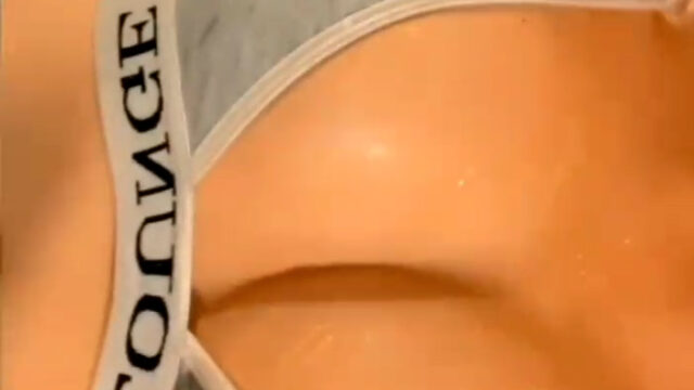 Mikaylah teasing big boobs so hot!!! New Onlyfans trending video leaked